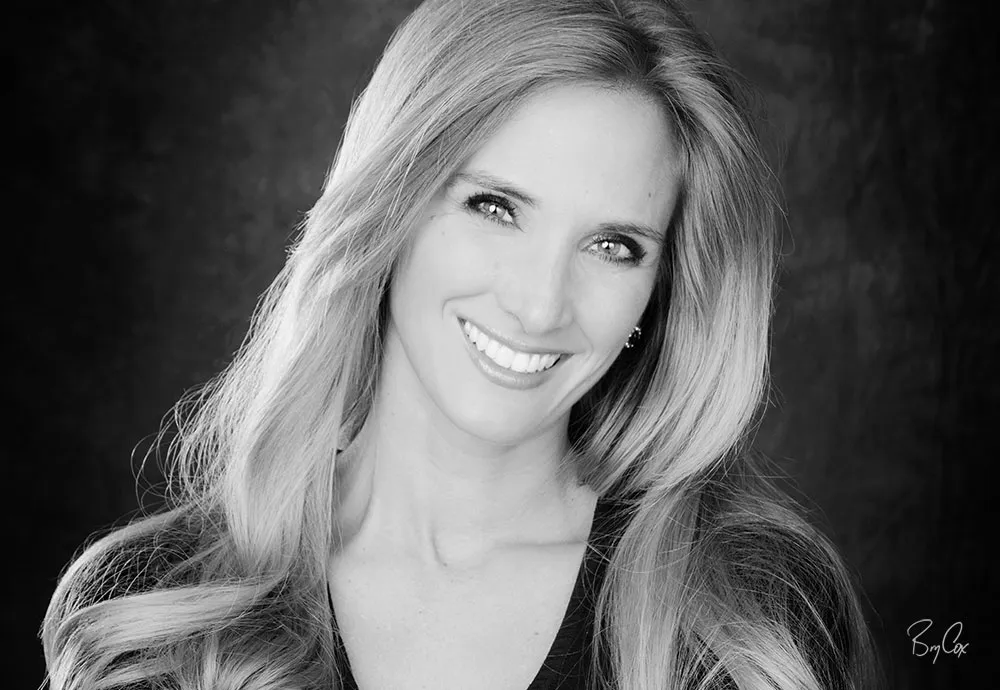 Kendra Lowe Holt